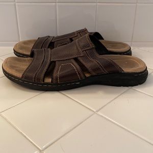 Dockers size 11 leather sandals
